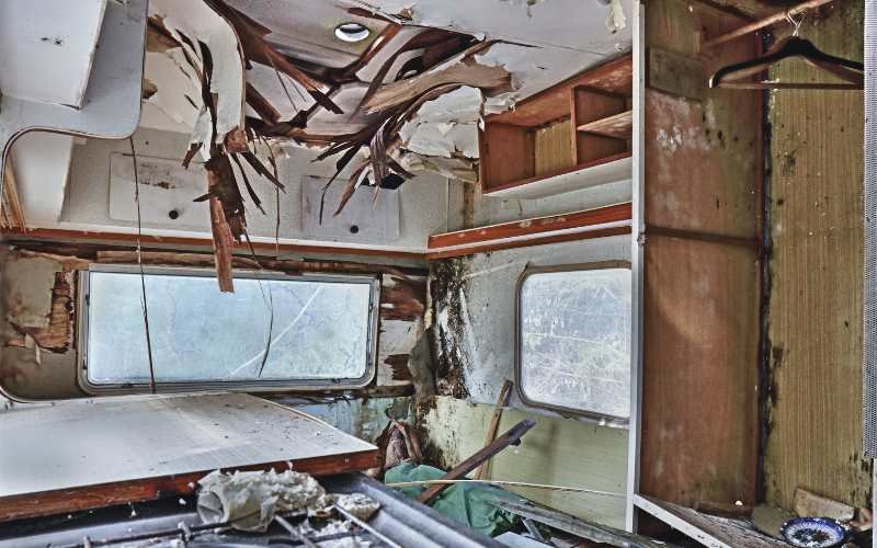 old delaminated caravan